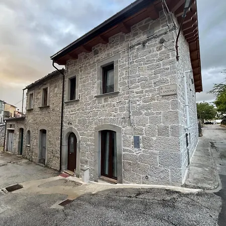 Lo Shangrila Bed & Breakfast *