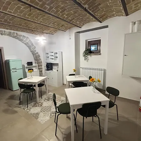 Lo Shangrila Borrello