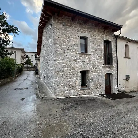 Lo Shangrila Borrello