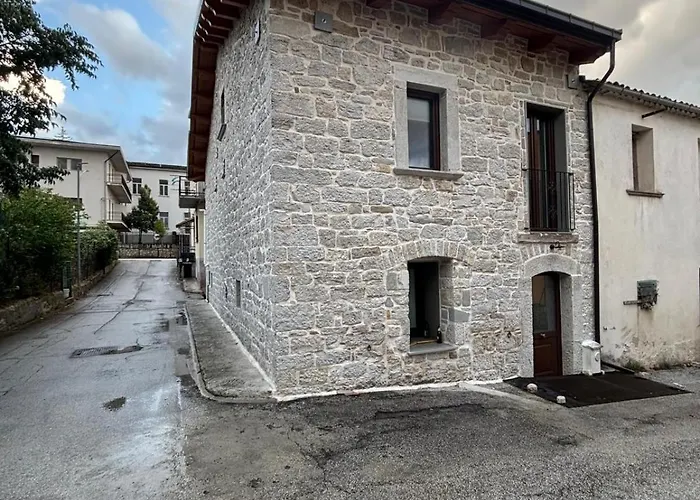 Lo Shangrila Borrello